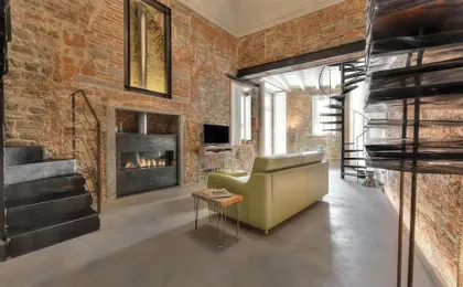 Stone Walls Deluxe