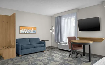 Hampton Inn & Suites Huntersville