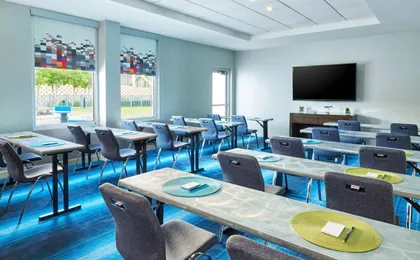 Aloft las Colinas