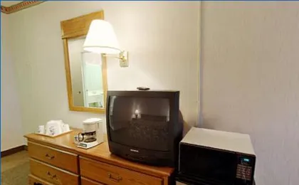 Travelodge by Wyndham Cleveland Airport