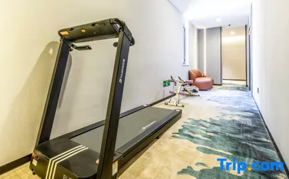 Super 8 Selection Hotel (Beijing Jiugong Subway Station Store)