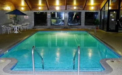 Red Lion Inn & Suites Grimes