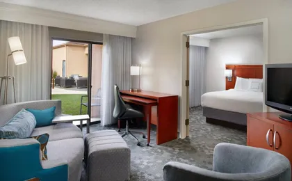 Courtyard by Marriott Fayetteville