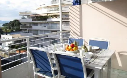 SOPHIES HOMES FÉLIBRIGES BEACH & PALAIS des FESTIVALS