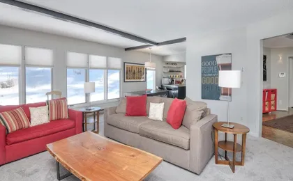 2338 Tahoe Drive