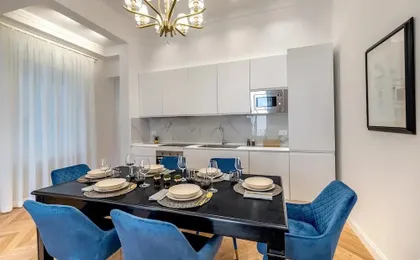 Genteel Home Giraldi