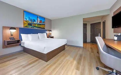 La Quinta Inn & Suites by Wyndham Dallas Dfw Airport North