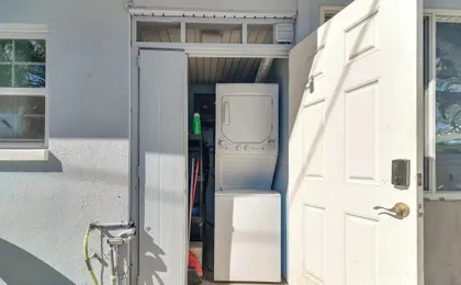 Indian Rocks Beach Unit - Steps From the Shoreline