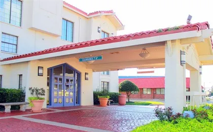 Eagle Suites - Hilti Park