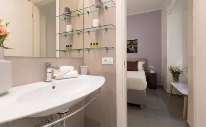 Romac Villa Borghese with 3 Bedrooms Near Via Veneto
