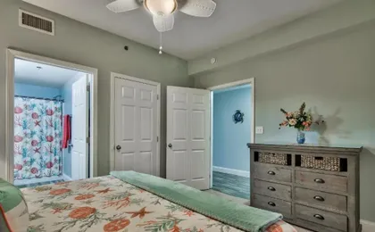 Laketown Wharf 335! 1 BD, 2 Bathroom with Amazing Amenities