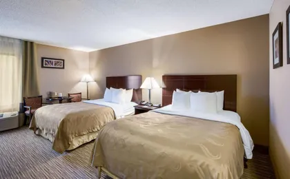 Quality Inn I-70 Near Kansas Speedway