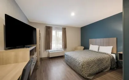 Woodspring Suites East Lansing - University Area