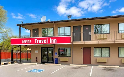 Travel Inn By OYO Omaha