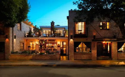 Granada Hotel & Bistro