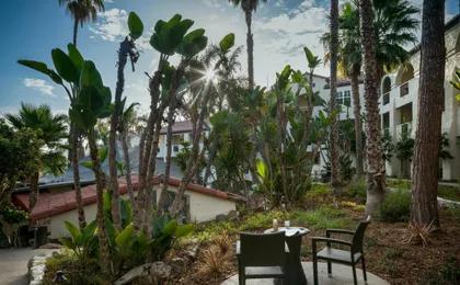 Catalina Canyon Inn