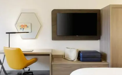 Holiday Inn Express Suites Huntsville Northeast