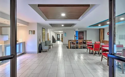Holiday Inn Express and Suites Three Rivers By IHG