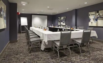Embassy Suites by Hilton Atlanta Galleria (H)