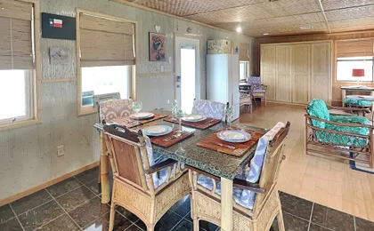 Beachside Tiki Hut by Ryson Vacation Rentals