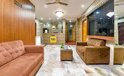 FabHotel Silver Stay 04