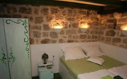 1 Bed Near Old Town - Sleeps 2 W Wifi