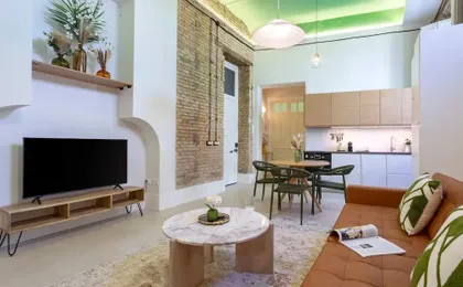Stylish Apartment in Central Seville. Boteros