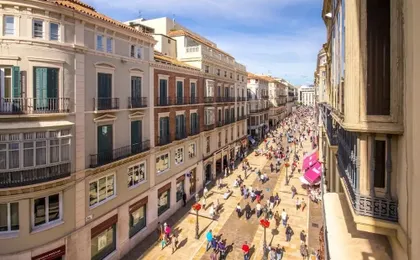 Calle Mezquitilla - Spacious Apartment by La Recepción