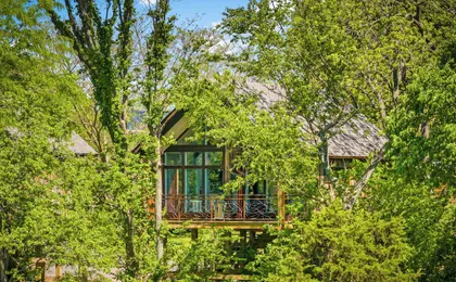 Fairway Treehouses