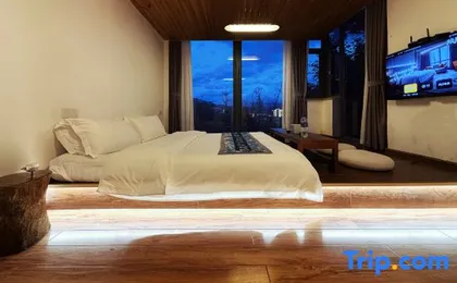 Dali Zen of Tige Villa (Golden Coast Branch)
