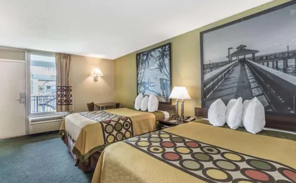 Super 8 by Wyndham Ocala I-75