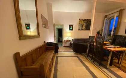 Romantic Apartment in Paris