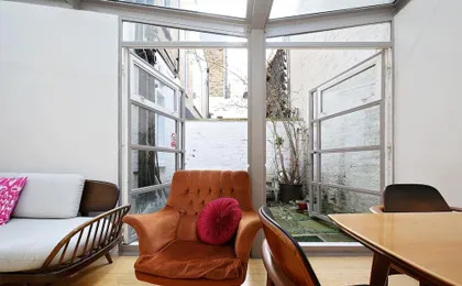 Bright Chic Garden Apartment
