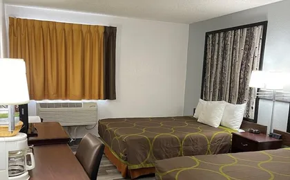 Super 8 by Wyndham Trinidad