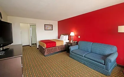 Knights Inn Pilot Mountain