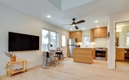 < 1 Mi to Carleton College: Wfh-friendly Apartment