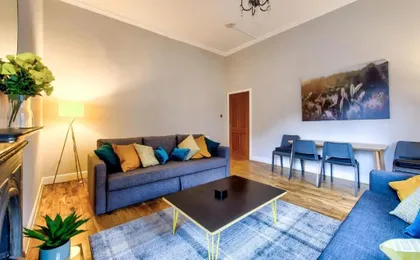 Stylish & Spacious 3 Bedroom Apt in Finnieston, West End