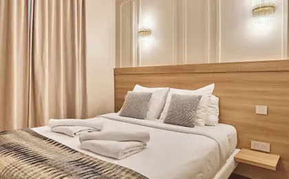 Superb Air-conditioned Flat on the Champs Elysees