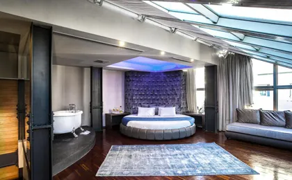 Diamond Suites