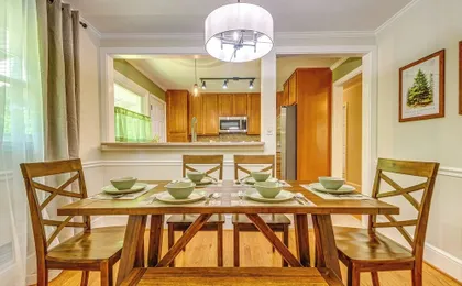 1 Mi to Dtwn Cary: Family Home w/ Spacious Yard