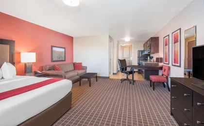 Hawthorn Extended Stay by Wyndham Dickinson