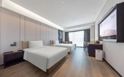 Atour Hotel Nanjing South Railway Station North Square