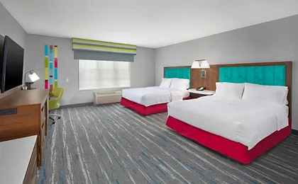 Hampton Inn & Suites St. Cloud