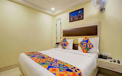 Hotel Kaushal Palace