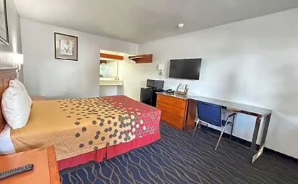 Crossroads Inn