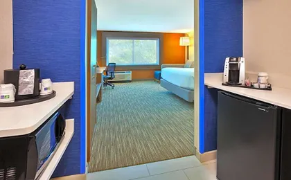 Holiday Inn Express & Suites New Castle By IHG
