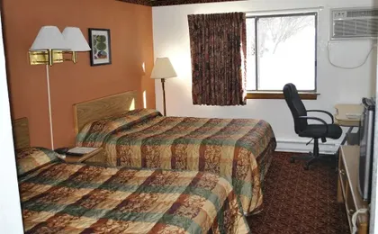 Waconia Inn & Suites