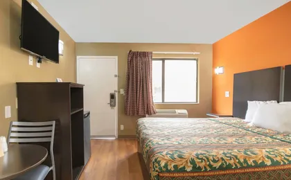 Hotel Lake Charles Hwy 10 by Oyo Rooms
