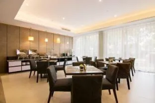 Home Inn Plus Shanghai International Tourism Resort Chuansha