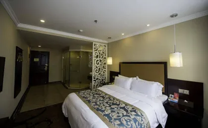 Shenzhen Sunisland Holiday Hotel, Guomao Shopping Center